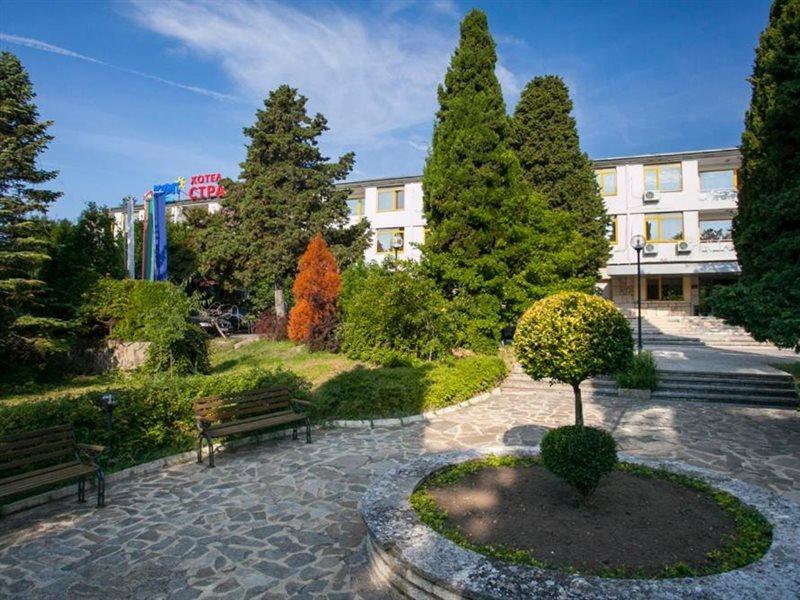 Strandzha Hotel - Free Parking Золоті Піски Екстер'єр фото