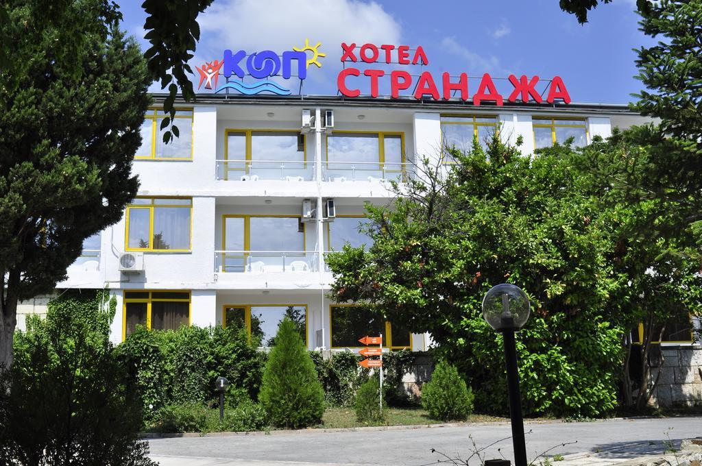 Strandzha Hotel - Free Parking Золоті Піски Екстер'єр фото