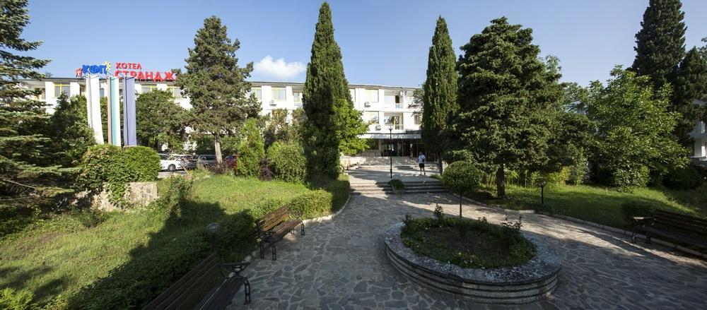 Strandzha Hotel - Free Parking Золоті Піски Екстер'єр фото