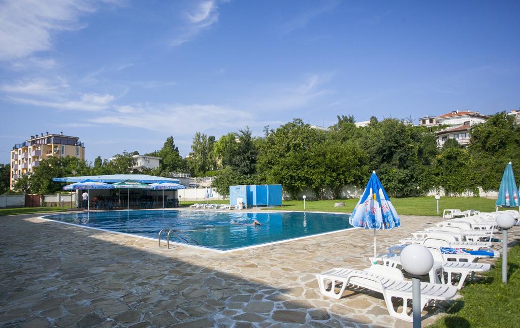 Strandzha Hotel - Free Parking Золоті Піски Екстер'єр фото